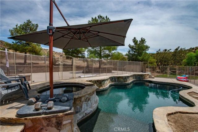 9726 Escondido Canyon, Agua Dulce, CA 91390