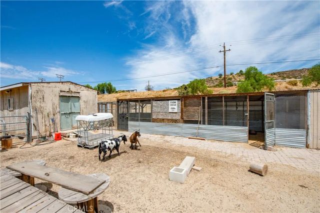 9726 Escondido Canyon, Agua Dulce, CA 91390