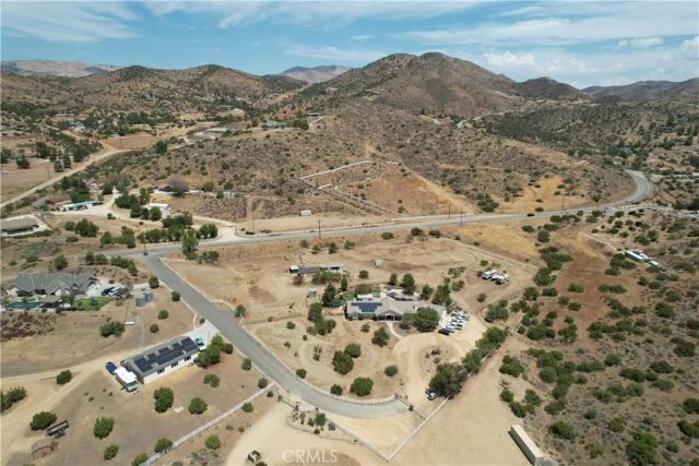 9726 Escondido Canyon, Agua Dulce, CA 91390