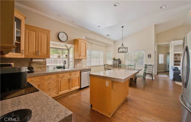 9726 Escondido Canyon, Agua Dulce, CA 91390