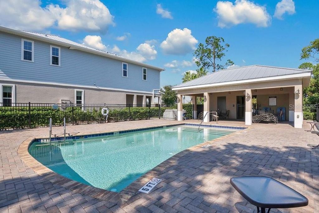 Image 40 of property listing at 593 LAKE WILDMERE COVE, Longwood, FL 32750