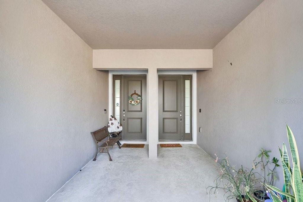Image 5 of property listing at 593 LAKE WILDMERE COVE, Longwood, FL 32750