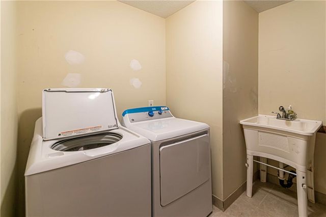 1985 Branch Valley Drive, Roswell, GA 30076