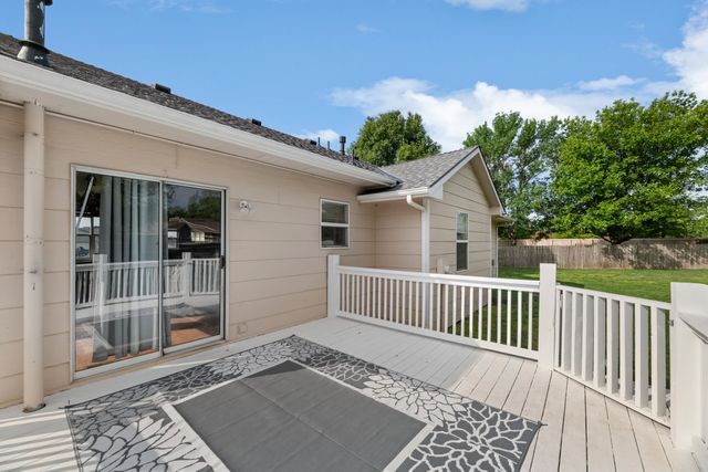 600 Laramie Cir, Maize, KS 67101