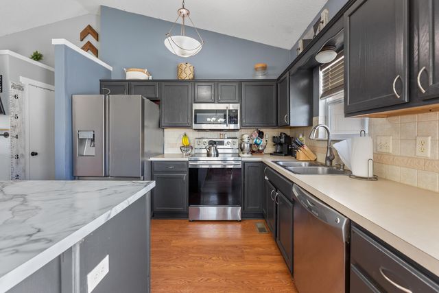 600 Laramie Cir, Maize, KS 67101