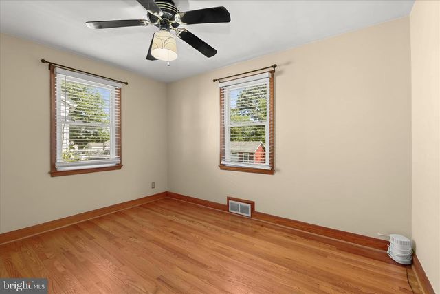 1236 OAKLAND TERRACE RD, Baltimore, MD 21227