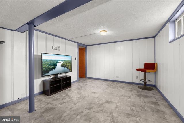 1236 OAKLAND TERRACE RD, Baltimore, MD 21227