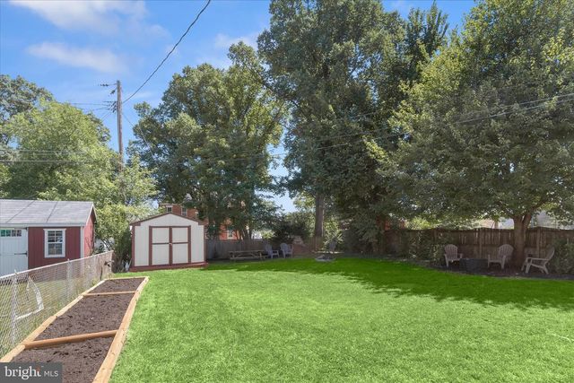 1236 OAKLAND TERRACE RD, Baltimore, MD 21227