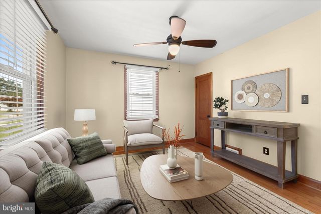 1236 OAKLAND TERRACE RD, Baltimore, MD 21227