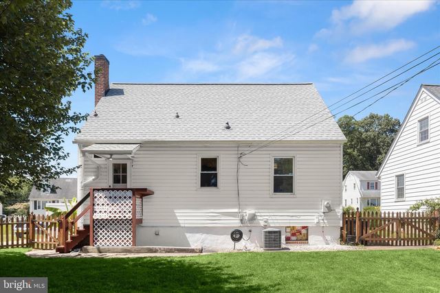 1236 OAKLAND TERRACE RD, Baltimore, MD 21227