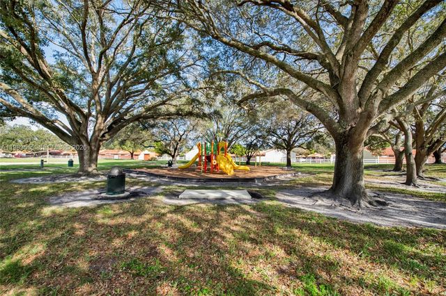 5757 SW 113th Ave, Cooper City, FL 33330