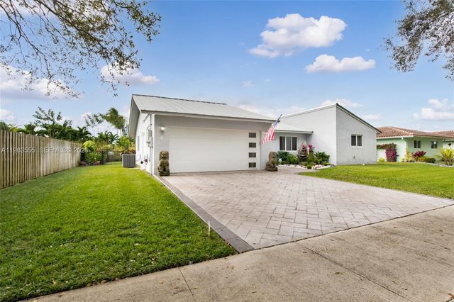 5757 SW 113th Ave, Cooper City, FL 33330