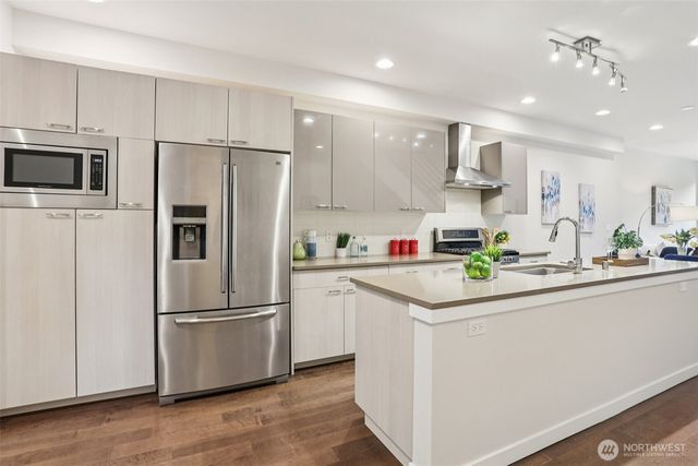 4226 213th Place SE, Issaquah, WA 98029