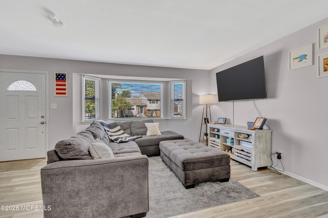 138 Gary Drive, Hamilton, NJ 08690