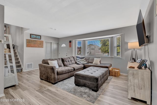 138 Gary Drive, Hamilton, NJ 08690