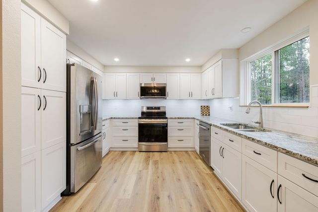 16826 Brenda Drive, Bend, OR 97707
