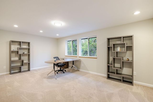 16826 Brenda Drive, Bend, OR 97707
