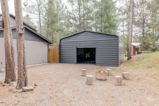 16826 Brenda Drive, Bend, OR 97707
