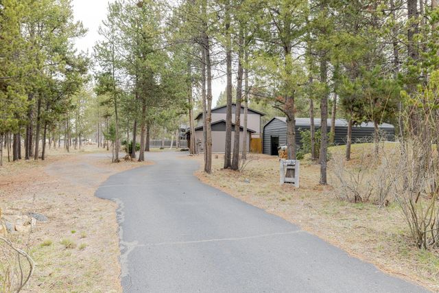 16826 Brenda Drive, Bend, OR 97707
