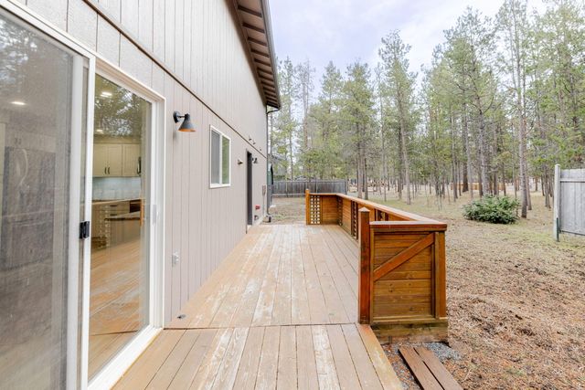 16826 Brenda Drive, Bend, OR 97707