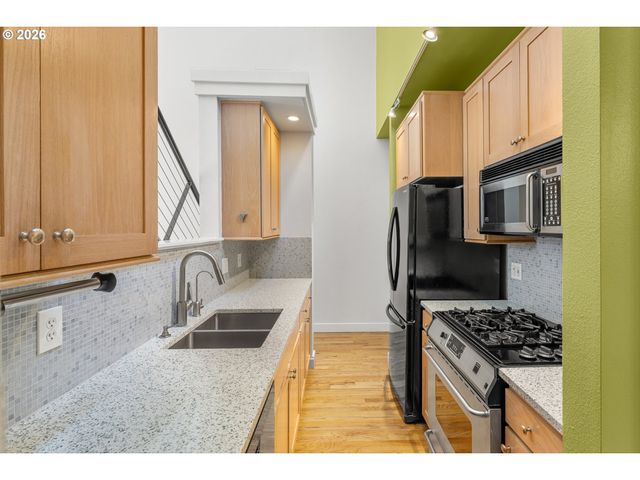 1443 Ne VILLAGE St, Fairview, OR 97024