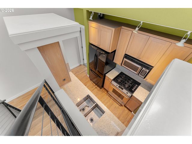 1443 Ne VILLAGE St, Fairview, OR 97024