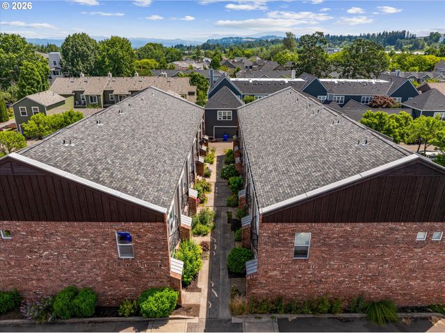 1443 Ne VILLAGE St, Fairview, OR 97024