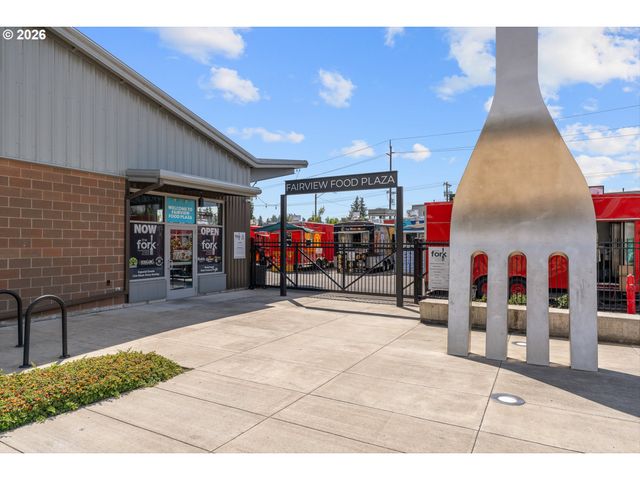1443 Ne VILLAGE St, Fairview, OR 97024
