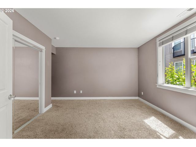 1443 Ne VILLAGE St, Fairview, OR 97024