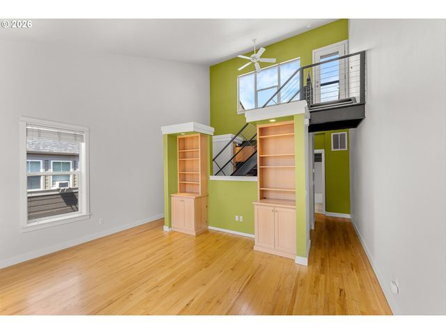 1443 Ne VILLAGE St, Fairview, OR 97024