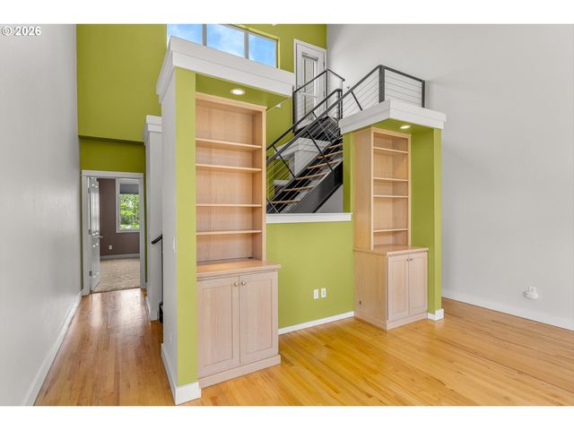 1443 Ne VILLAGE St, Fairview, OR 97024