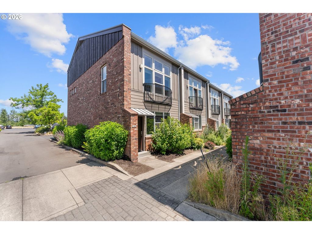 1443 Ne VILLAGE St, Fairview, OR 97024