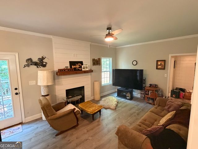8515 Lynn Drive, Gainesville, GA 30506