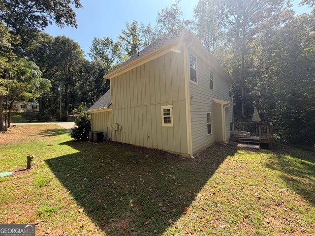 8515 Lynn Drive, Gainesville, GA 30506