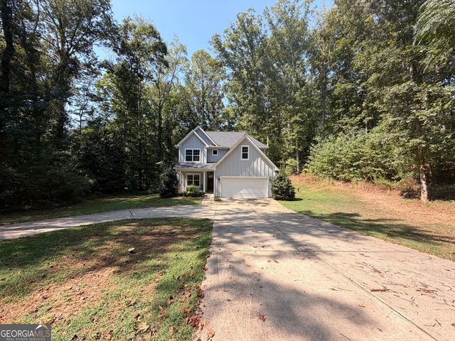 8515 Lynn Drive, Gainesville, GA 30506