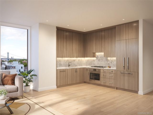 30-55 Vernon Boulevard 3P, Long Island City, NY 11102