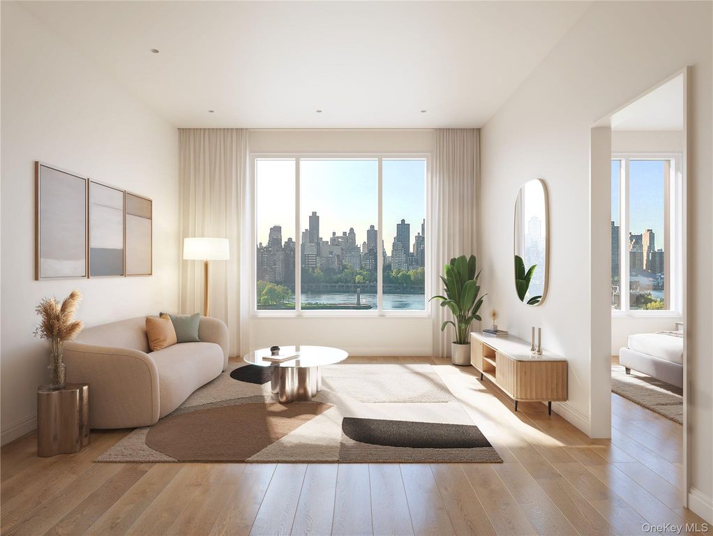 30-55 Vernon Boulevard 3P, Long Island City, NY 11102