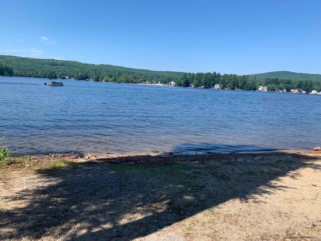 39 Pineland Park Road, Milton, NH 03851