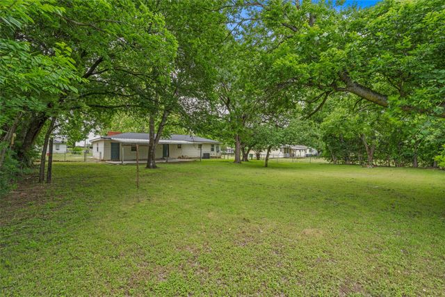 1003 Donlo Street, Robinson, TX 76706