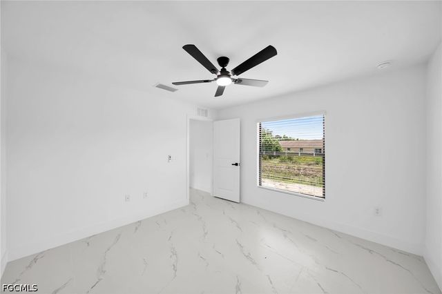 4985 Fairway Ct, Lehigh Acres, FL 33971
