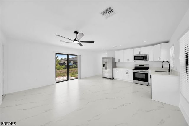 4985 Fairway Ct, Lehigh Acres, FL 33971