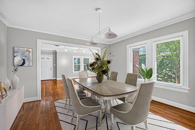 1706 W Main Street, Houston, TX 77098