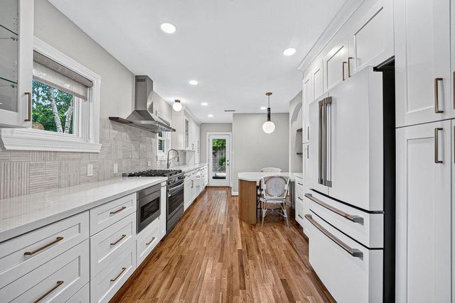 1706 W Main Street, Houston, TX 77098