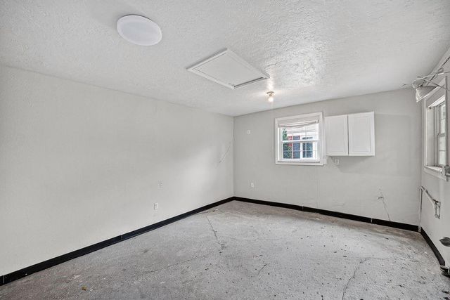 1706 W Main Street, Houston, TX 77098