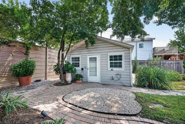 1706 W Main Street, Houston, TX 77098