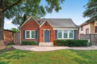 1706 W Main Street, Houston, TX 77098