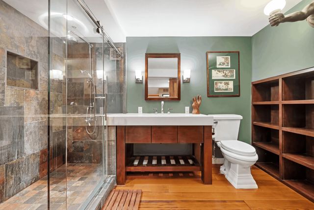 233 W 26th St Apt 1RW, New York City, NY 10001