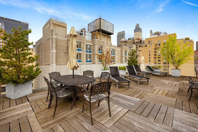 233 W 26th St Apt 1RW, New York City, NY 10001