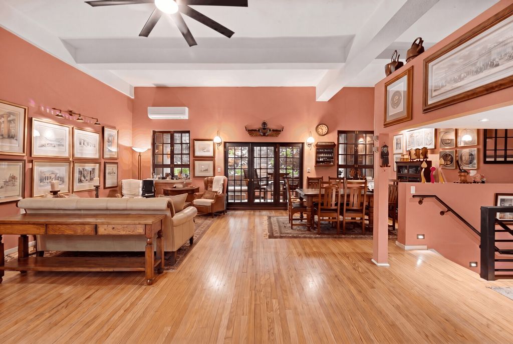 233 W 26th St Apt 1RW, New York City, NY 10001