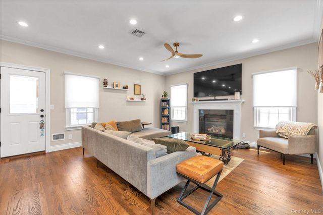 28 November Walk, Long Beach, NY 11561